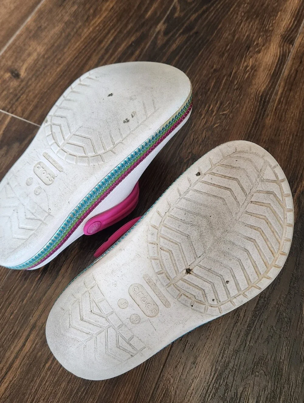 Girls CROCS Size J3